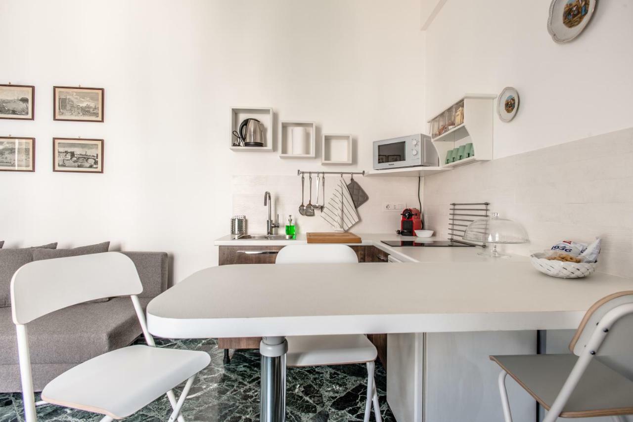 Apartament La Casa Di Eugenio Neapol Zewnętrze zdjęcie